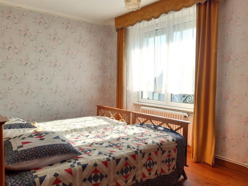 Maison - 185 m² - 8 pièces