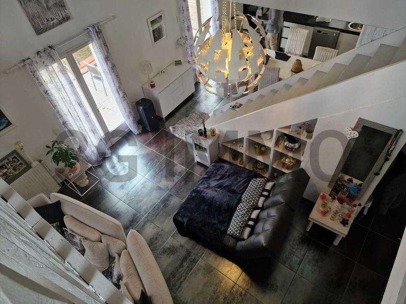 Maison - 184 m² - 6 pièces