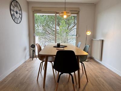 Appartement - 115 m² - 6 pièces