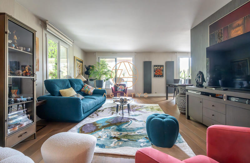 Appartement - 90 m² - 4 pièces