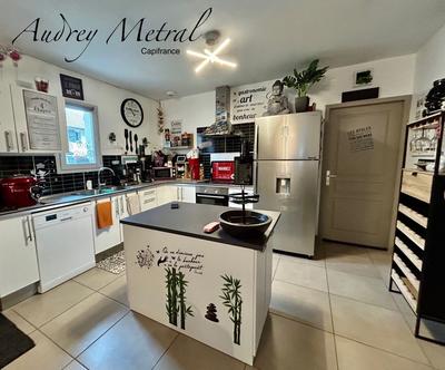 Maison - 81 m² - 3 pièces