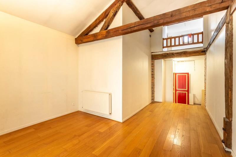 Maison - 177 m² - 8 pièces