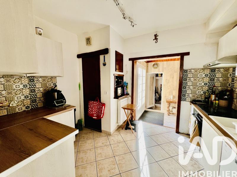 Maison - 99 m² - 6 pièces