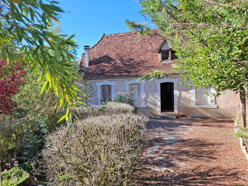 Maison - 180 m² - 8 pièces