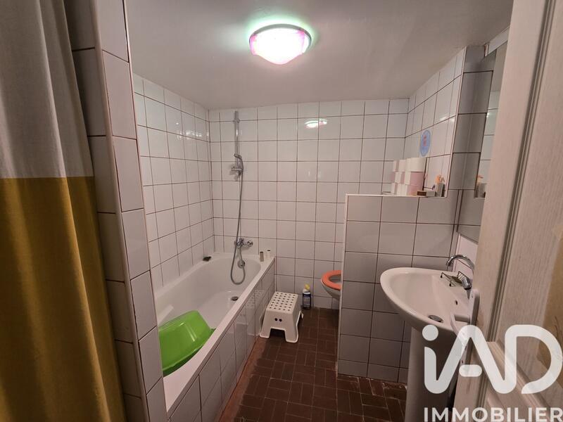 Loft - 114 m² - 2 pièces