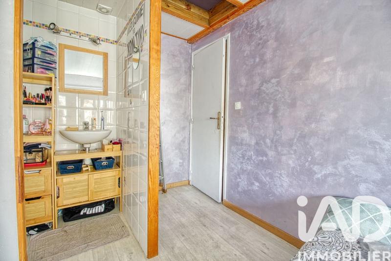 Maison - 202 m² - 8 pièces