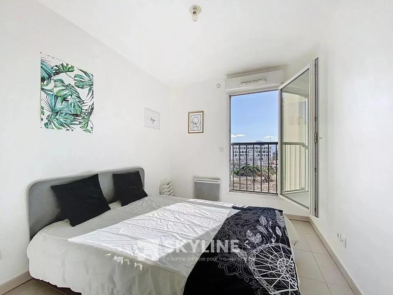 Appartement - 80 m² - 4 pièces