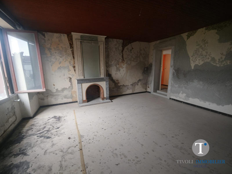 Maison ancienne - 220 m² - 7 pièces