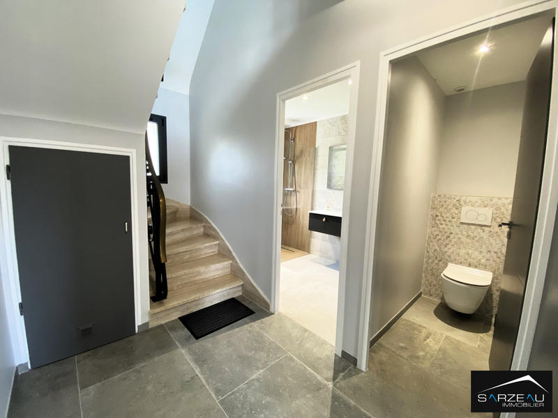 Maison - 101 m² - 5 pièces