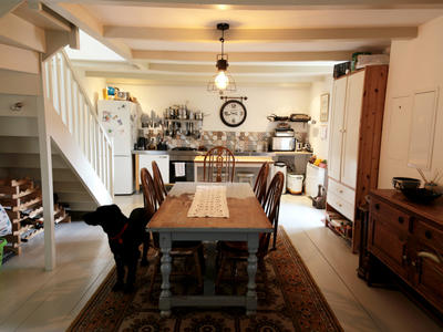 Maison - 210 m² - 8 pièces