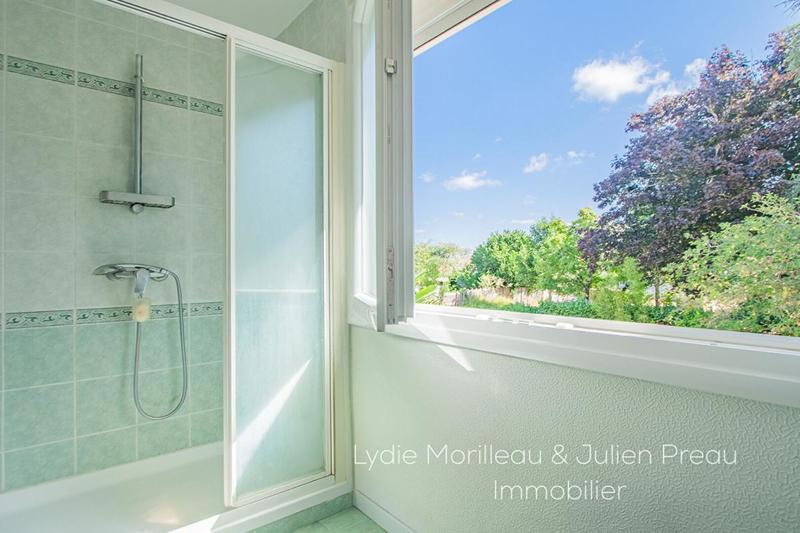 Maison - 111 m² - 6 pièces