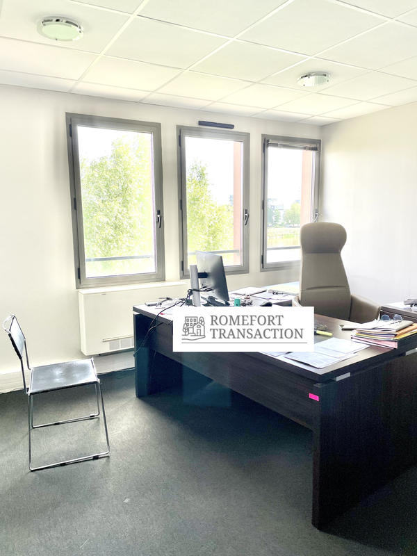 Bureau - 467 m² - 19 pièces