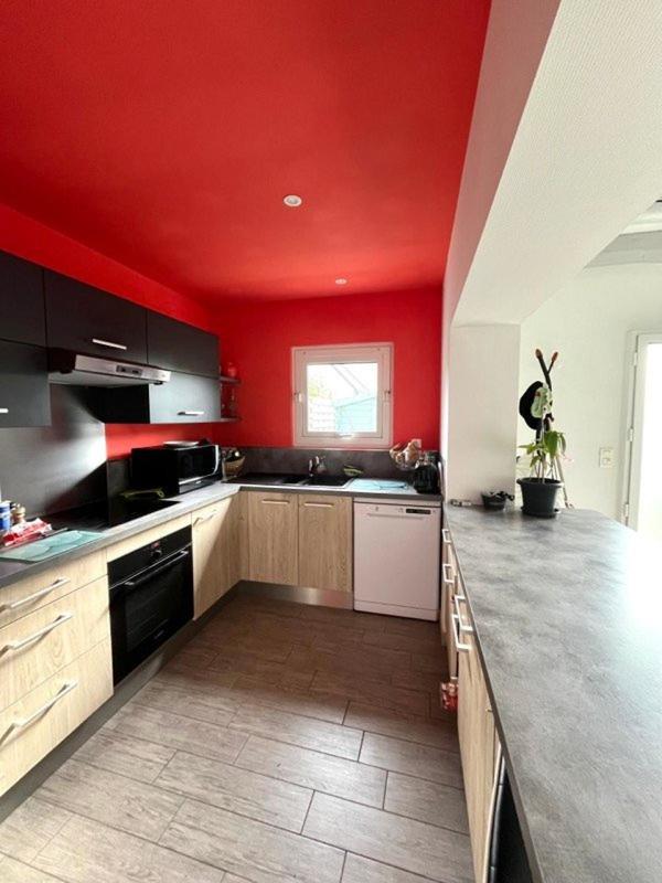 Maison - 90 m² - 6 pièces