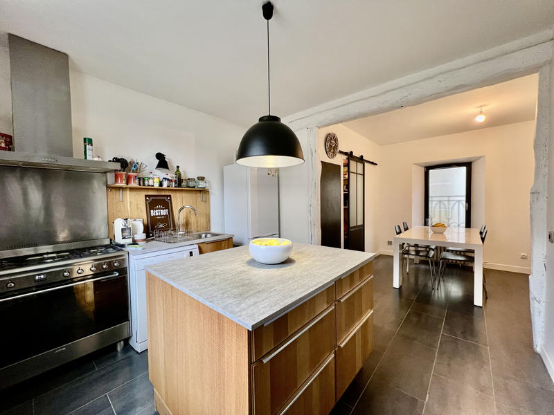 Maison - 133 m² - 6 pièces