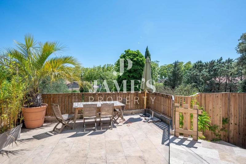 Maison - 110 m² - 4 pièces