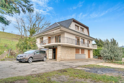 Maison - 162 m² - 7 pièces