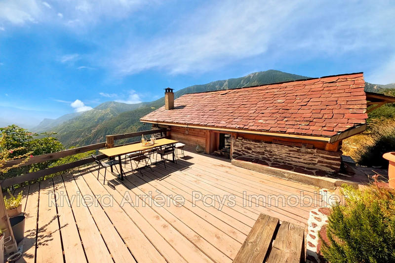 Maison - 156 m² - 6 pièces