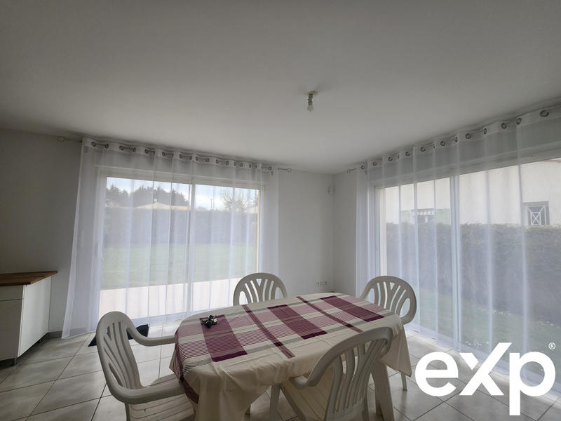 Maison - 101 m² - 5 pièces