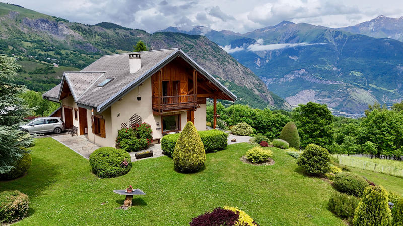 Maison - 173 m² - 5 pièces