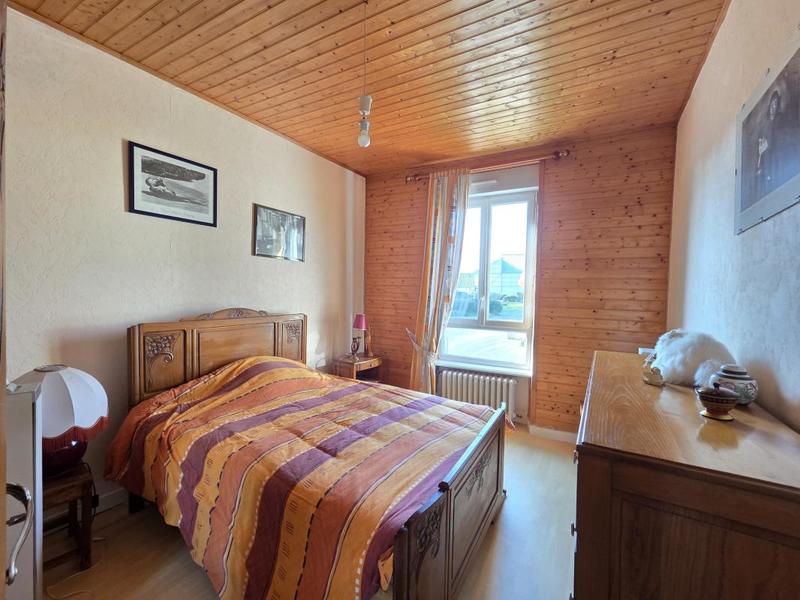 Maison - 176 m² - 12 pièces