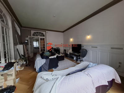 Appartement - 250 m² - 7 pièces