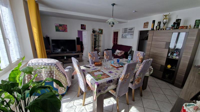 Immeuble - 183 m² - 9 pièces