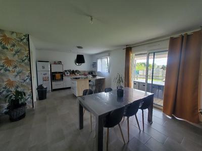 Maison - 105 m² - 5 pièces