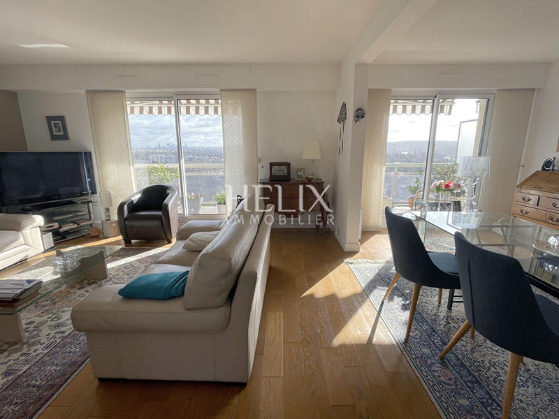 Appartement - 97 m² - 5 pièces