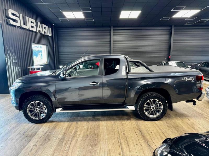 Mitsubishi L200 III Pick Up Club Cabine 2.2 Di-D 150 As&amp;G 4wd Intense Navi Connect 2p