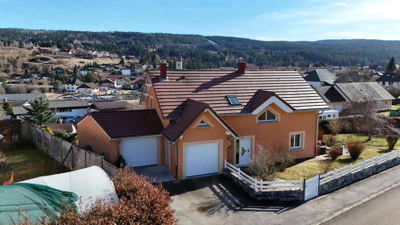 Maison - 120 m² - 6 pièces