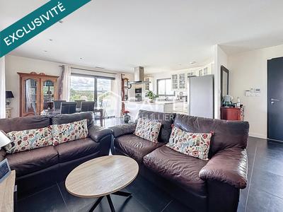 Maison - 114 m² - 4 pièces