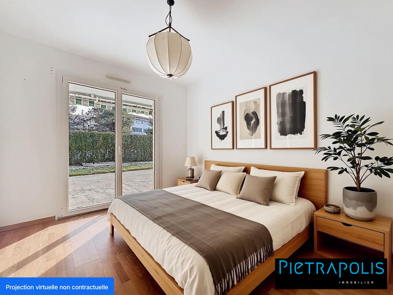 Appartement - 94 m² - 4 pièces