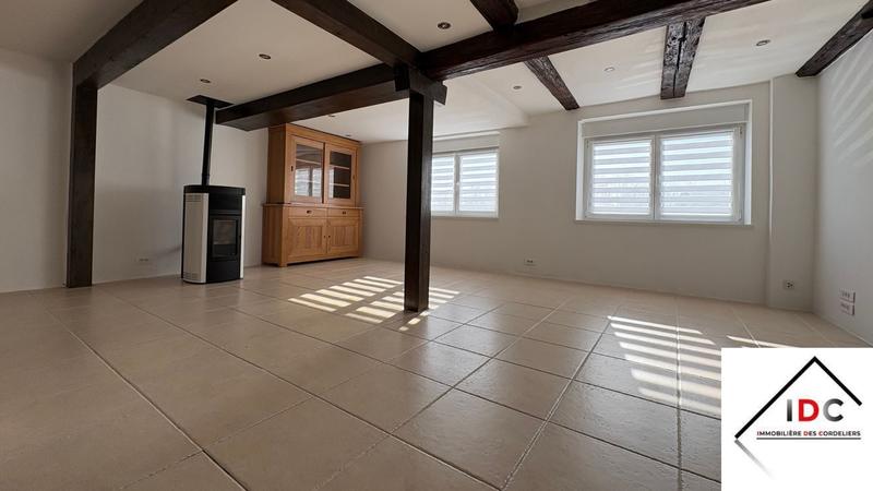 Maison - 180 m² - 7 pièces