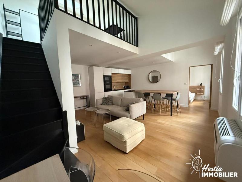 Appartement - 99 m² - 5 pièces