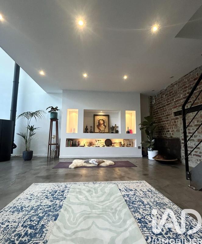 Loft - 83 m² - 3 pièces