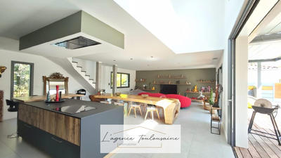 Maison - 164 m² - 4 pièces