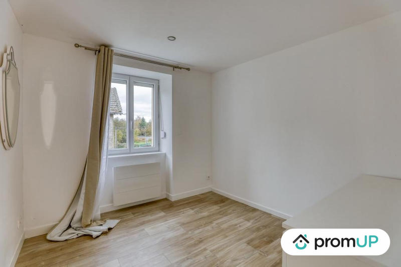 Maison ancienne - 90 m² - 4 pièces