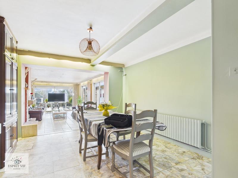 Maison - 138 m² - 6 pièces