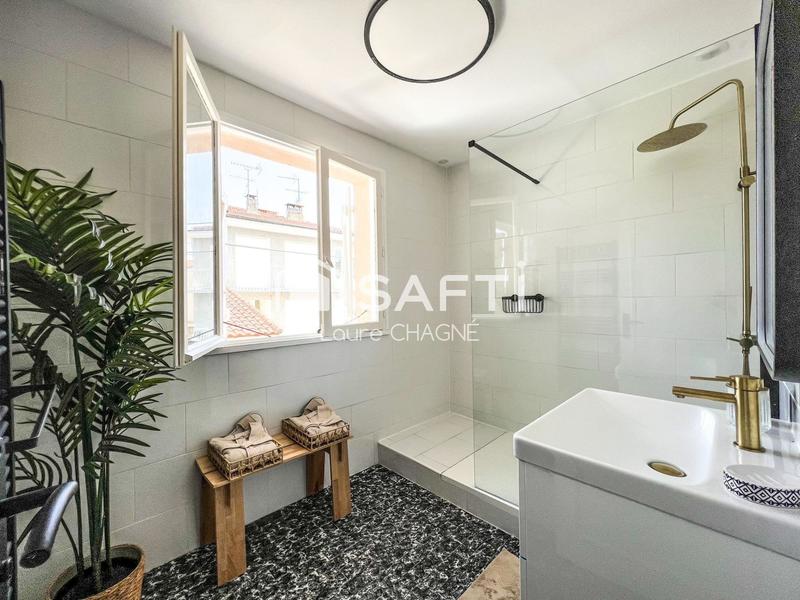 Maison - 111 m² - 4 pièces