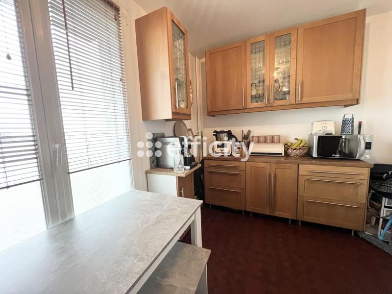 Appartement - 102 m² - 5 pièces