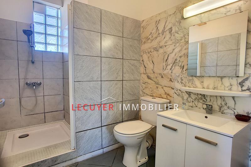 Appartement - 99 m² - 4 pièces