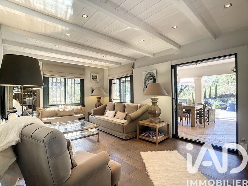 Maison - 103 m² - 4 pièces