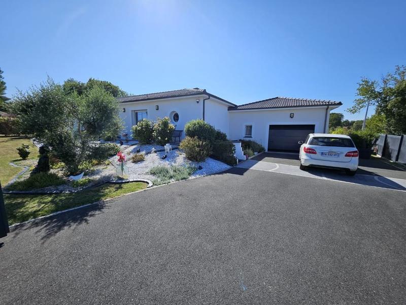 Maison - 130 m² - 6 pièces