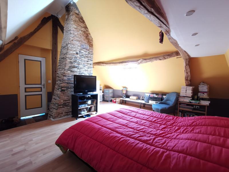 Maison - 258 m² - 10 pièces