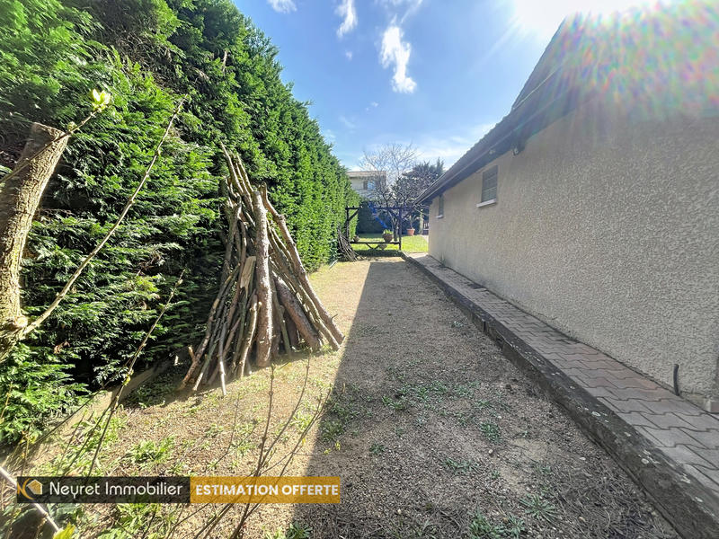 Maison - 158 m² - 7 pièces