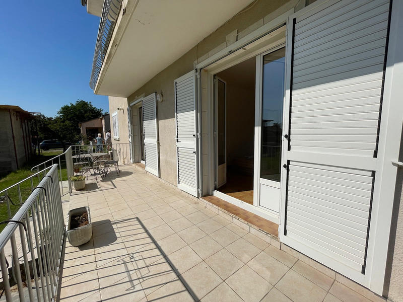 Villa - 200 m² - 10 pièces