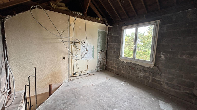 Maison - 85 m² - 5 pièces