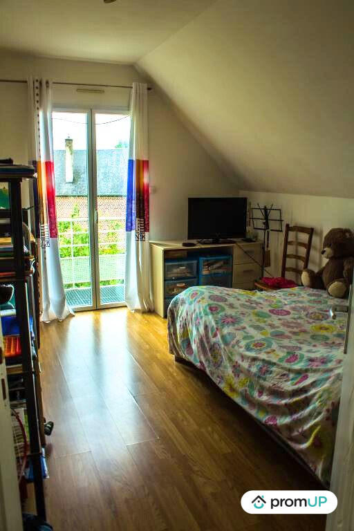 Maison - 212 m² - 7 pièces