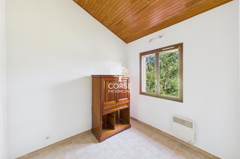 Maison - 104 m² - 5 pièces