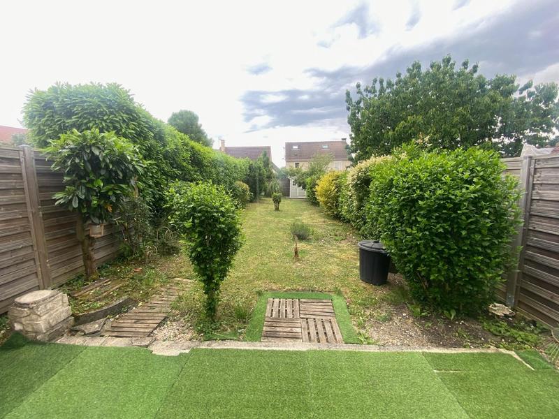 Maison - 76 m² - 5 pièces